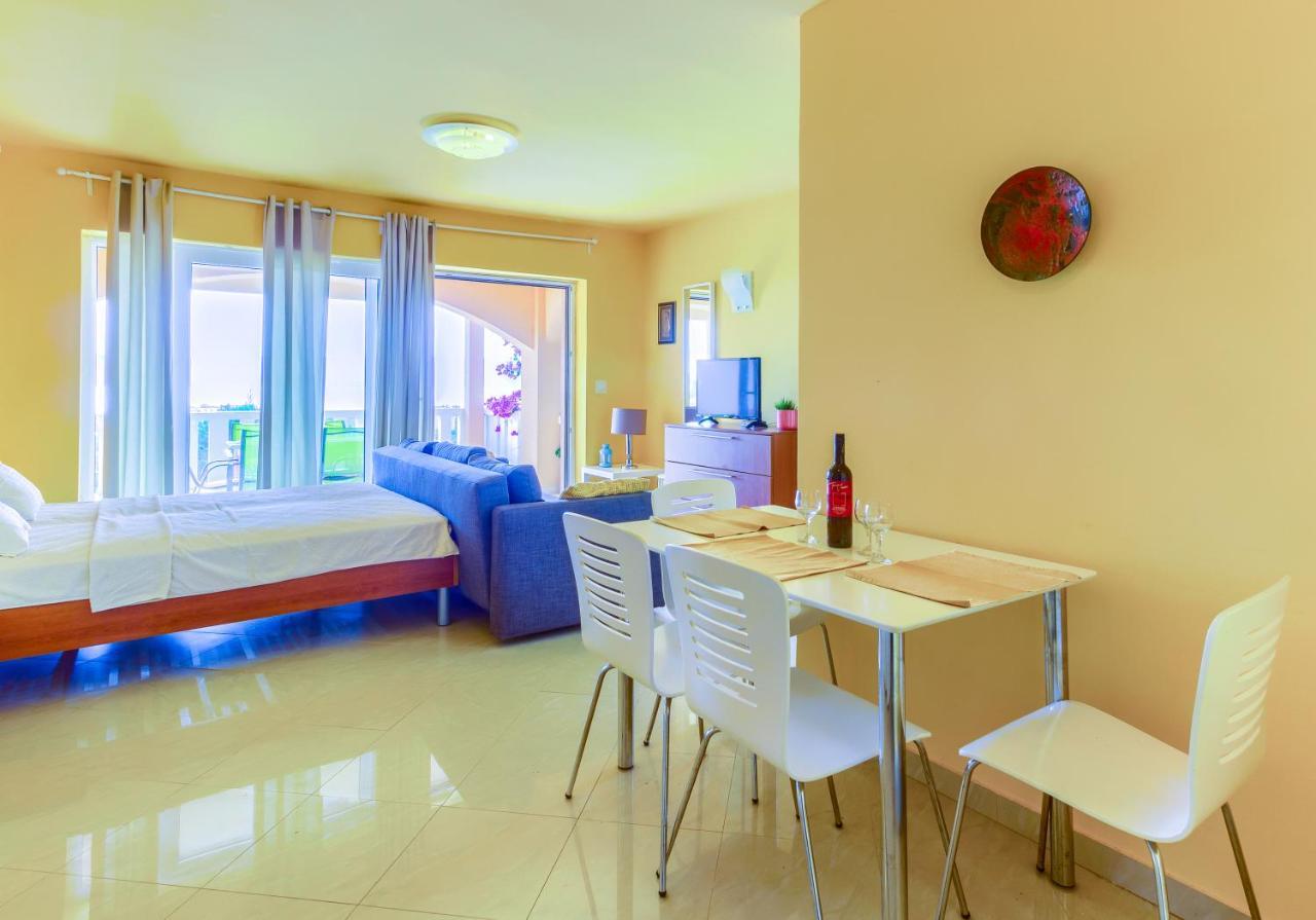 Villa Hana Свети Петър Екстериор снимка